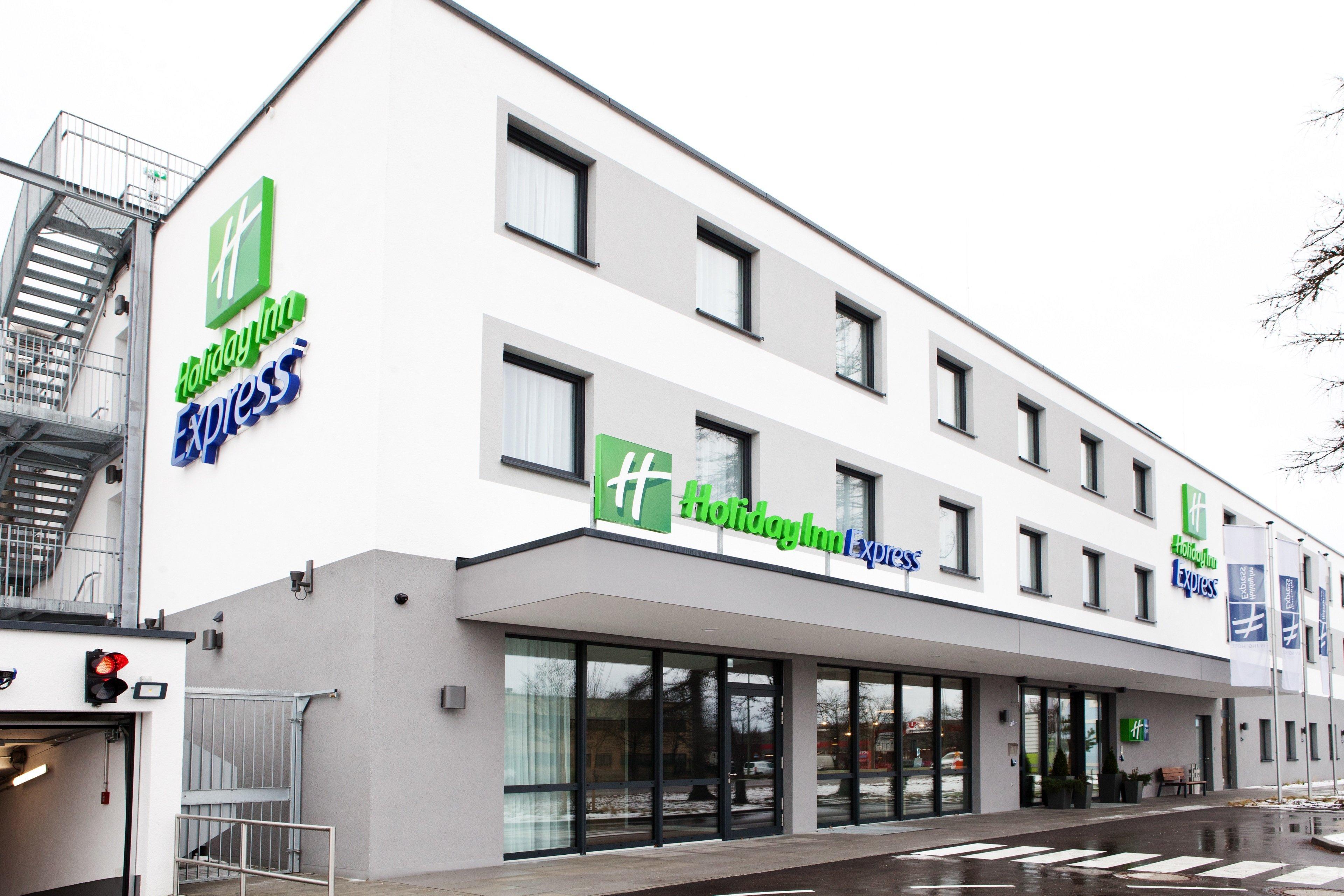 Holiday Inn Express Munich - Olympiapark, An Ihg Hotel Ngoại thất bức ảnh